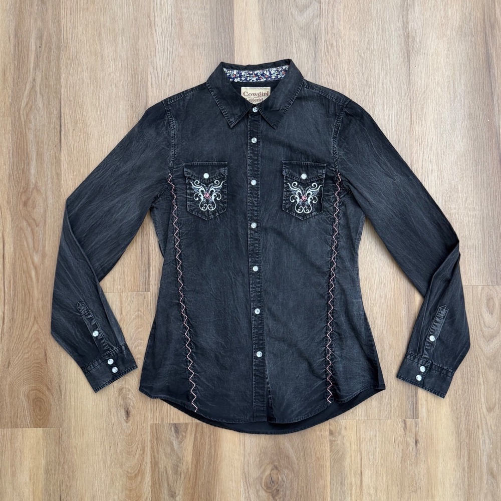 Cowgirl Legend Black Western Shirt Embroidered Pearl Snap Rodeo Top M